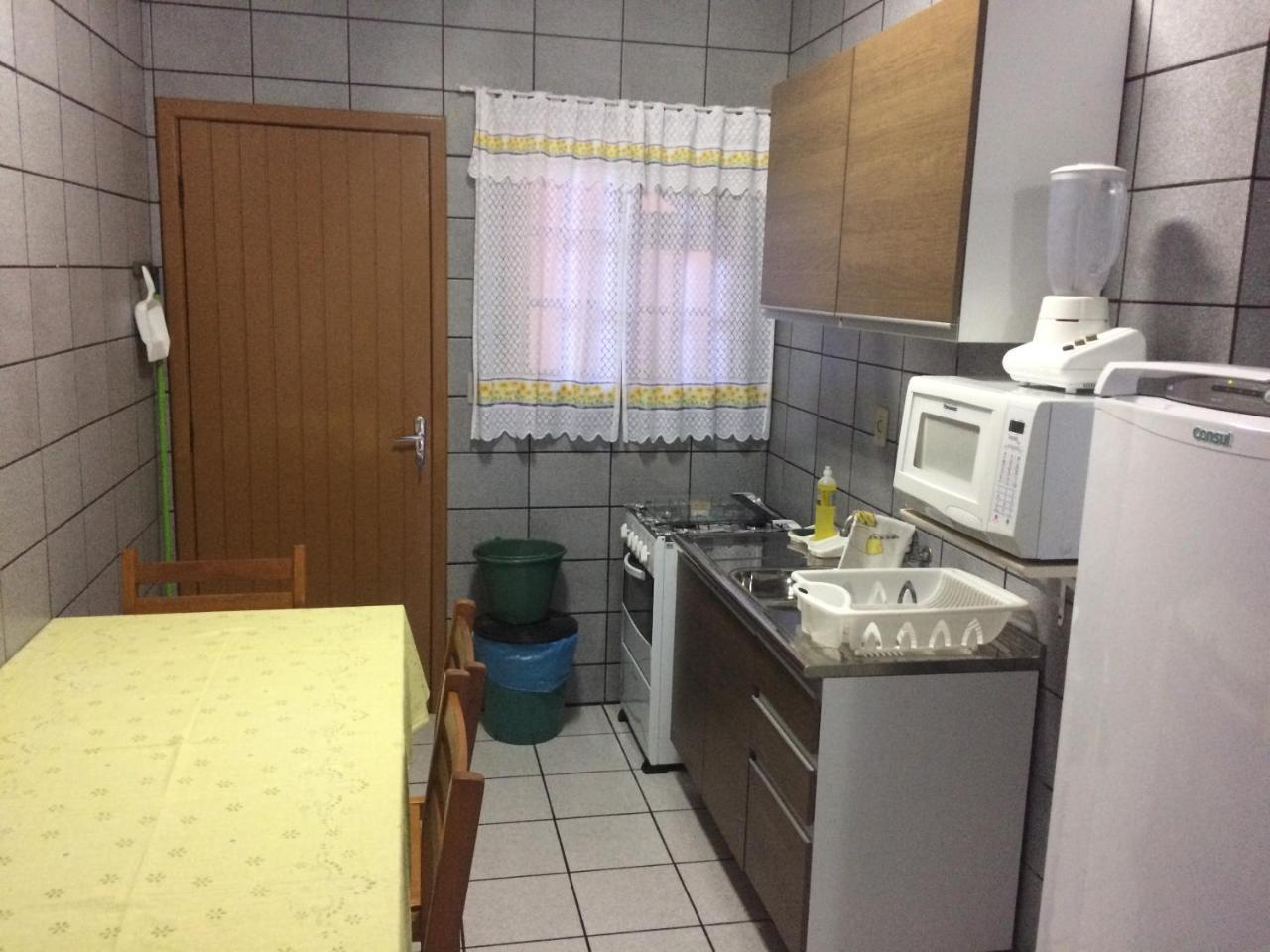 Pousada Do Luar ฟลอเรียนอโปลิส ภายนอก รูปภาพ